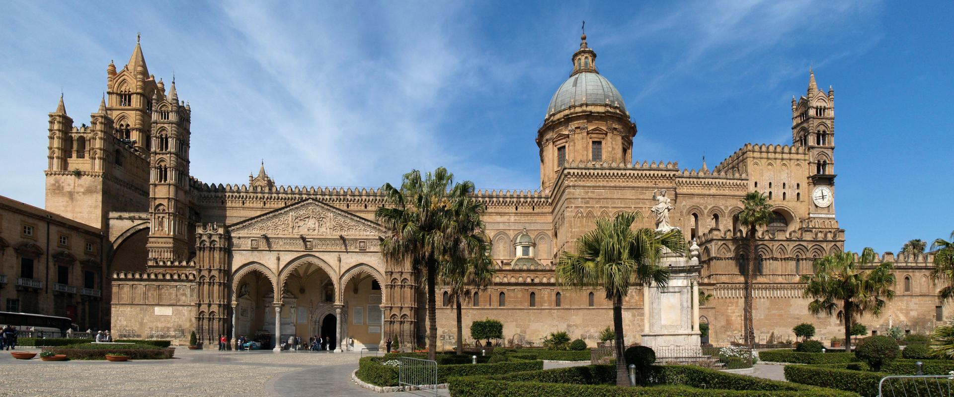 Visit of Palermo