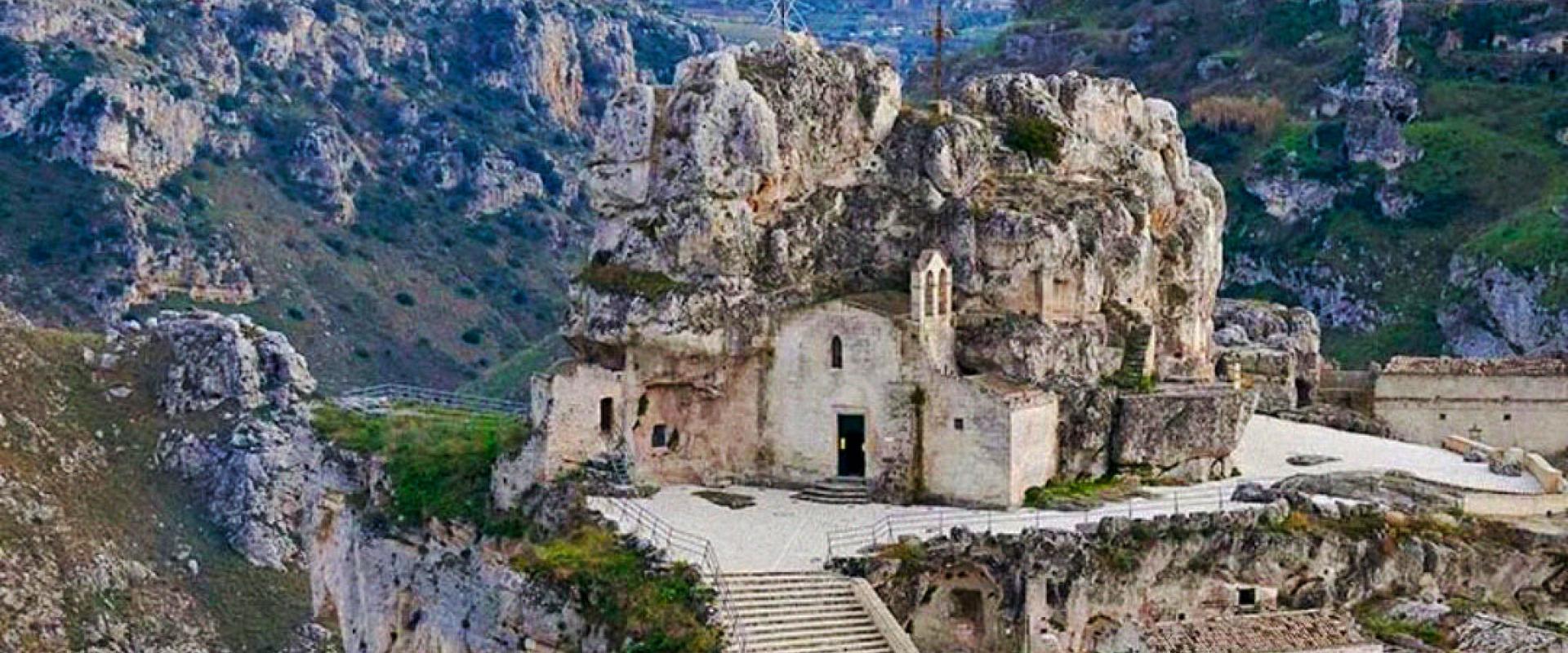 Guided tour of Matera, tuff laboratory and typical lunch