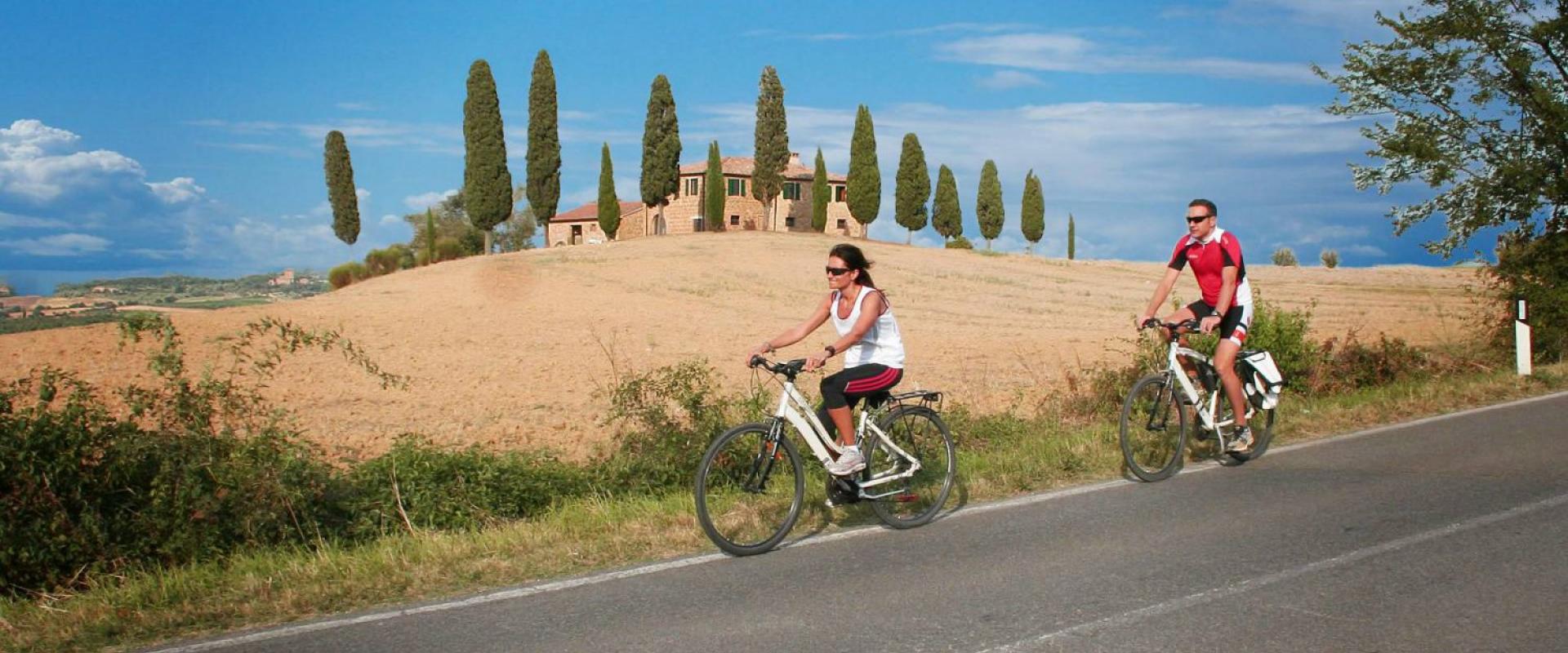 Bike experience in Val d' Orcia