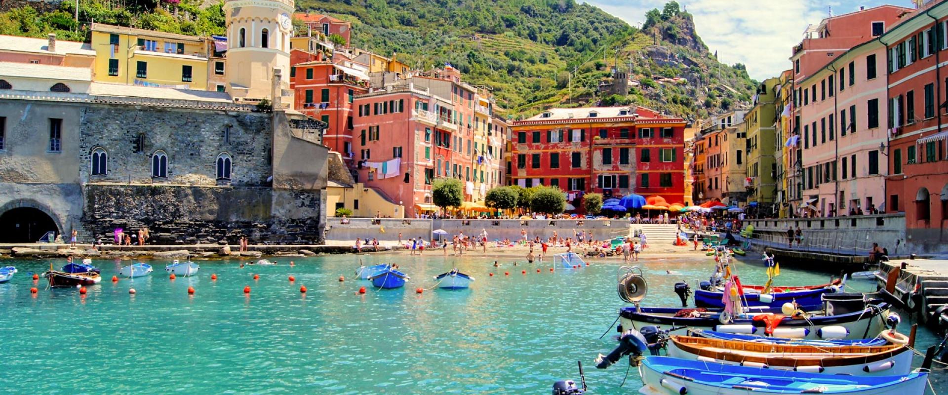 Visit of Vernazza, the enchanting 5 terre