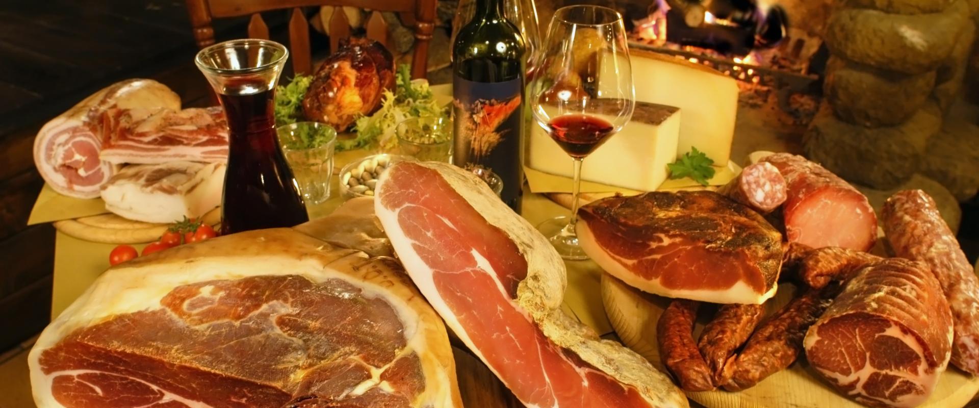 Tasting of tupical products in Asolo