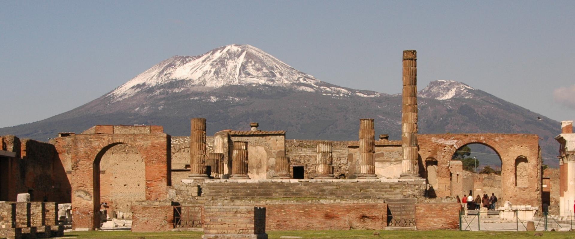 Pompei Visit of Pompei and excursion on Vesuvio