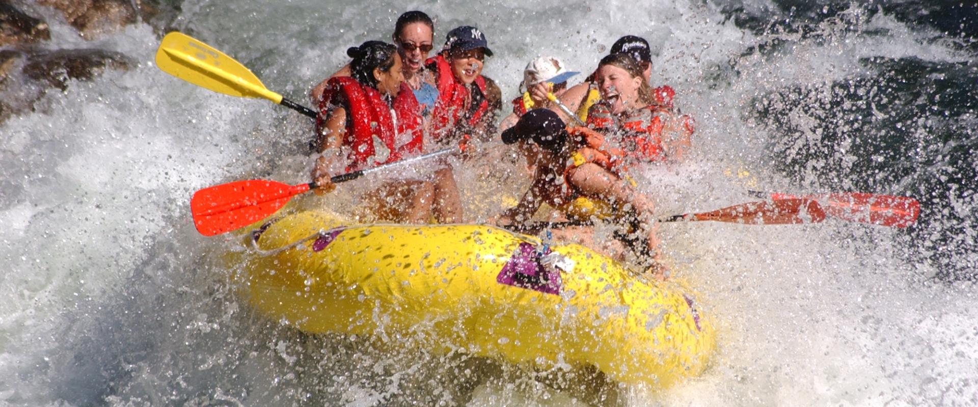 Rafting experience on the river of Tanagro 